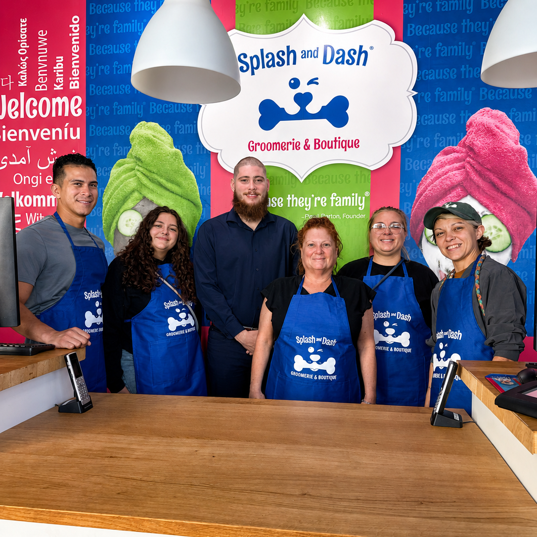 Welcoming photo of the Splash and Dash St. Pete Team Members